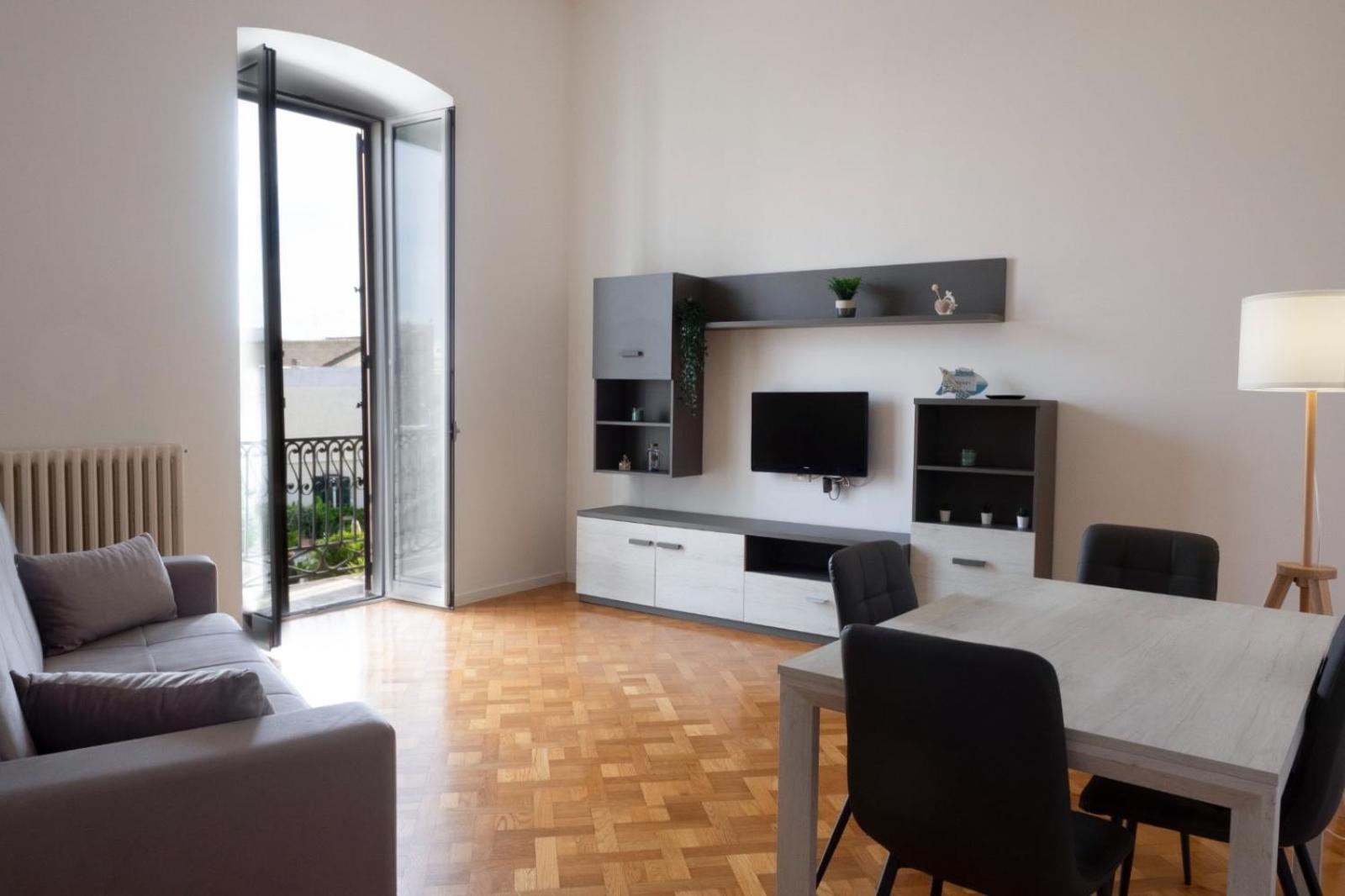 Seaport #Apartment 特拉尼 外观 照片